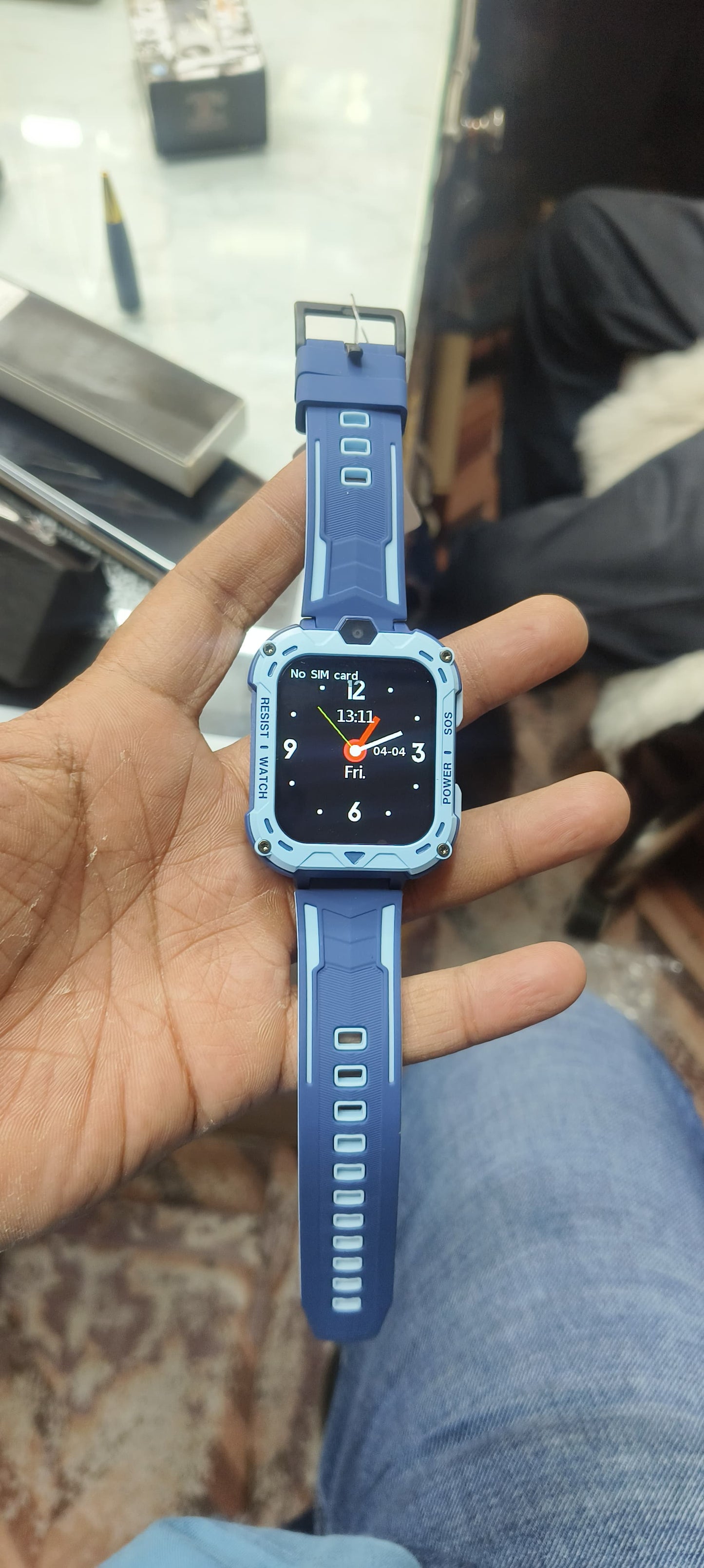 spyhub. 	4G Smart Watch Tracker